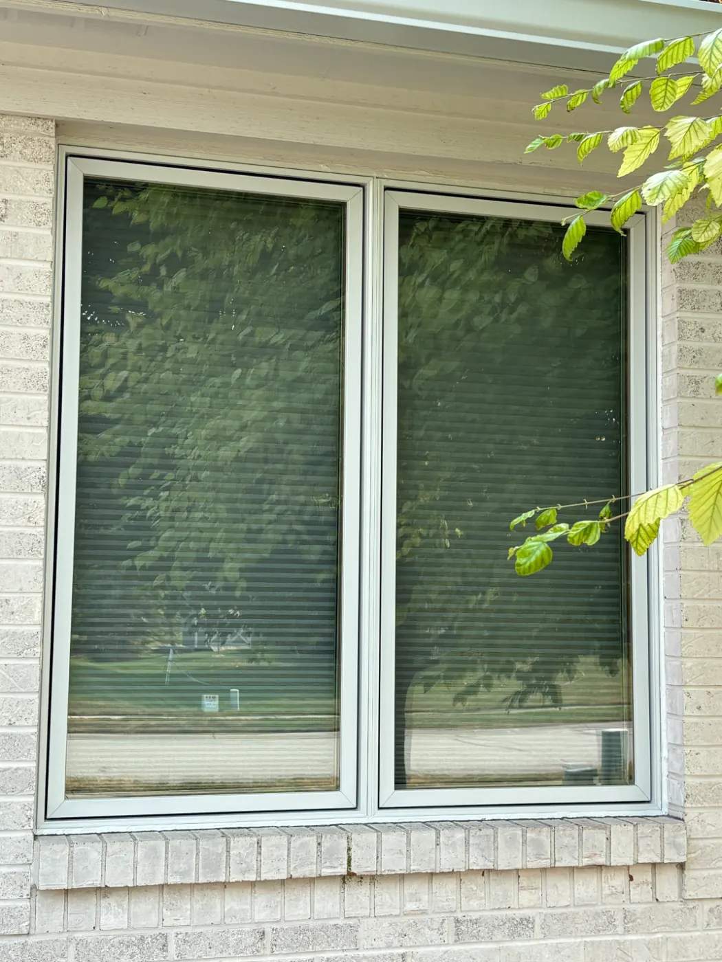 Bay window installation in Hickory Ridge Village